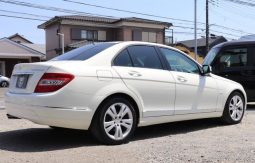 Mercedes Benz C-Class C200 Kompressor Avantgrade 2009 full