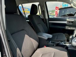 Toyota Hilux 2020 full