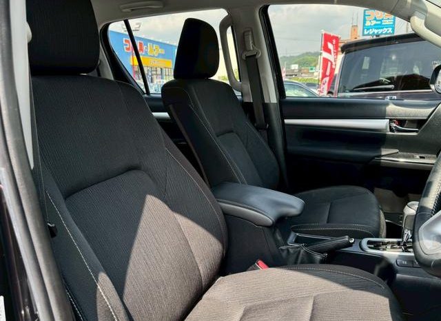 Toyota Hilux 2020 full