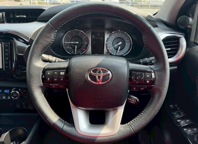 Toyota Hilux 2020 full