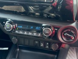 Toyota Hilux 2020 full