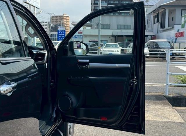 Toyota Hilux 2020 full