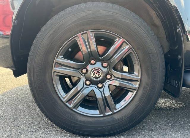 Toyota Hilux 2020 full