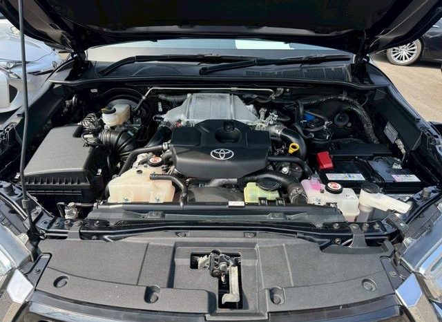 Toyota Hilux 2020 full