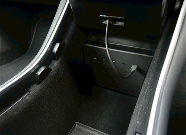 Tesla Model 3 2020 full