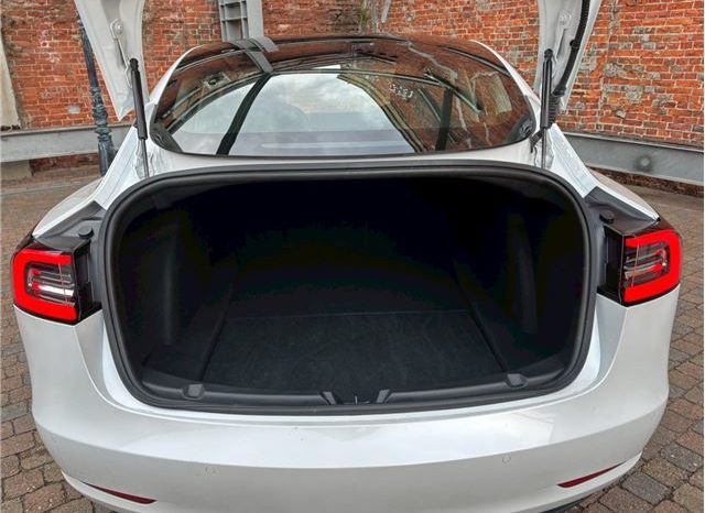 Tesla Model 3 2020 full