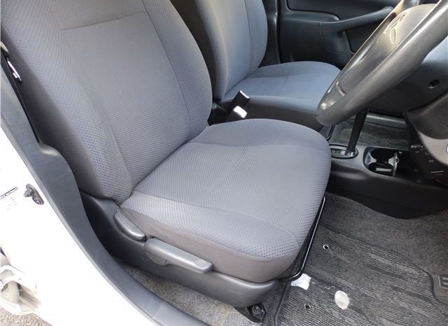 Toyota Probox Van DX Comfort 2009 full