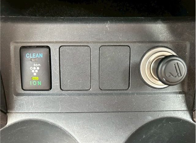 Toyota Vanguard 240S 2009 full