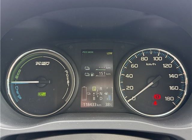 Mitsubishi Outlander PHEV G Navi PKG 2013 full