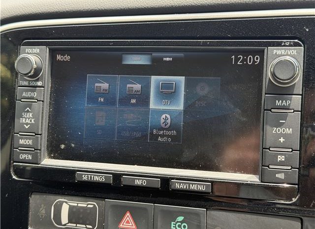 Mitsubishi Outlander PHEV G Navi PKG 2013 full