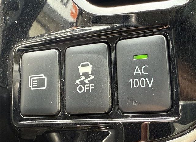 Mitsubishi Outlander PHEV G Navi PKG 2013 full