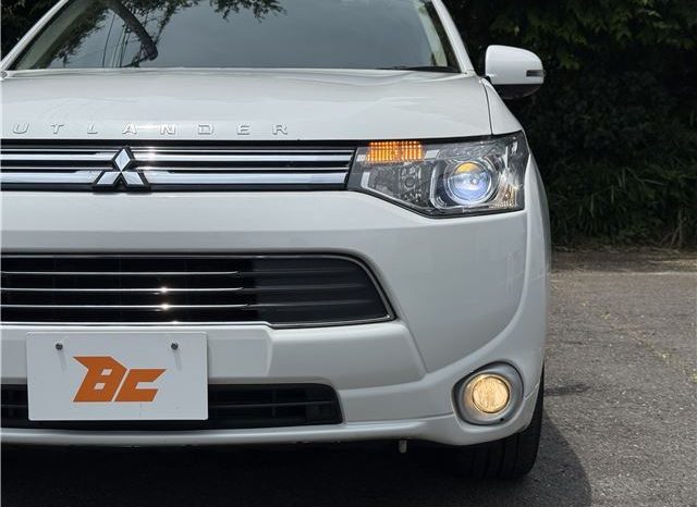 Mitsubishi Outlander PHEV G Navi PKG 2013 full