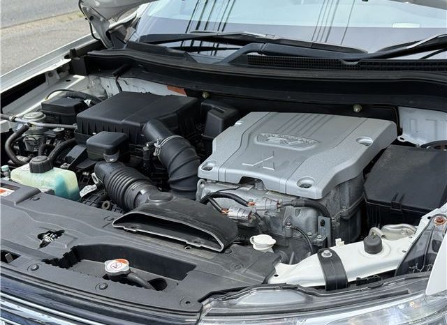 Mitsubishi Outlander PHEV G Navi PKG 2013 full