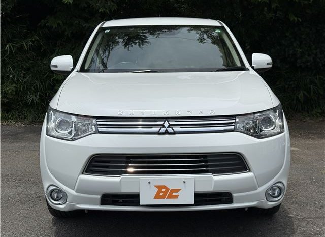 Mitsubishi Outlander PHEV G Navi PKG 2013 full