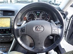 Lexus IS 2009 full