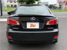 Lexus IS 2012 full