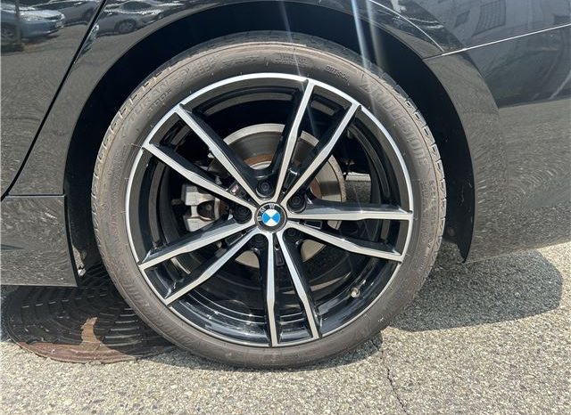 BMW 3-Series 2019 full