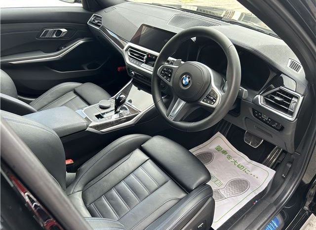 BMW 3-Series 2019 full