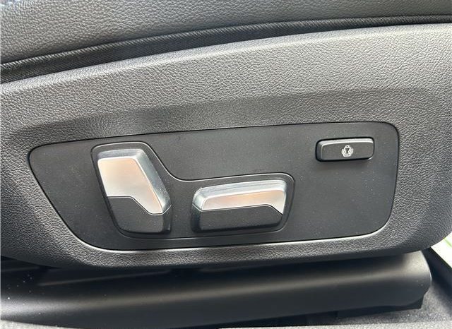 BMW 3-Series 2019 full