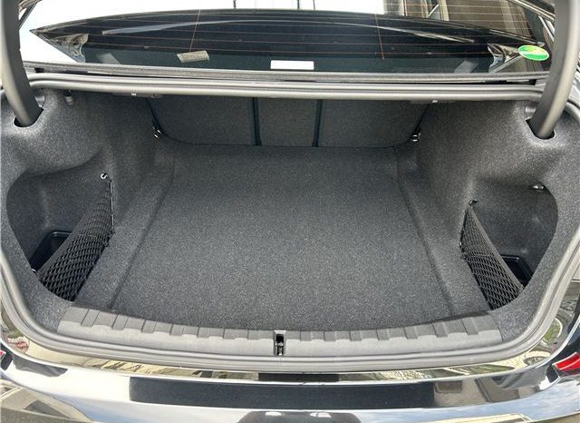 BMW 3-Series 2019 full