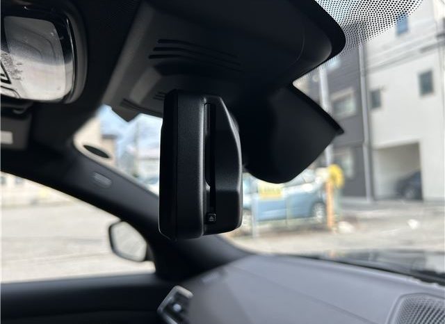 BMW 3-Series 2019 full