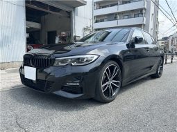 BMW 3-Series 2019 full