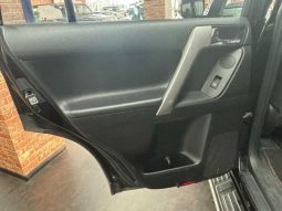 Toyota Land Cruiser Prado TX-L 2016 full