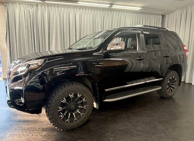 Toyota Land Cruiser Prado TX-L 2016 full