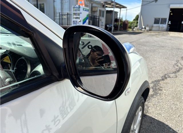 Nissan Juke 15RX 2010 full