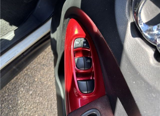 Nissan Juke 15RX 2010 full