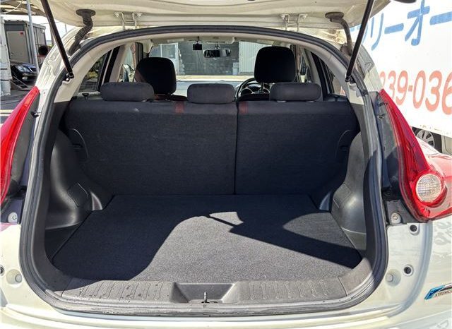 Nissan Juke 15RX 2010 full