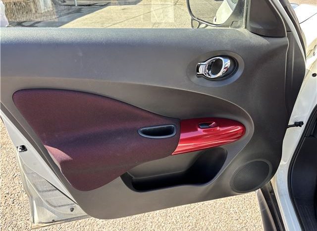 Nissan Juke 15RX 2010 full