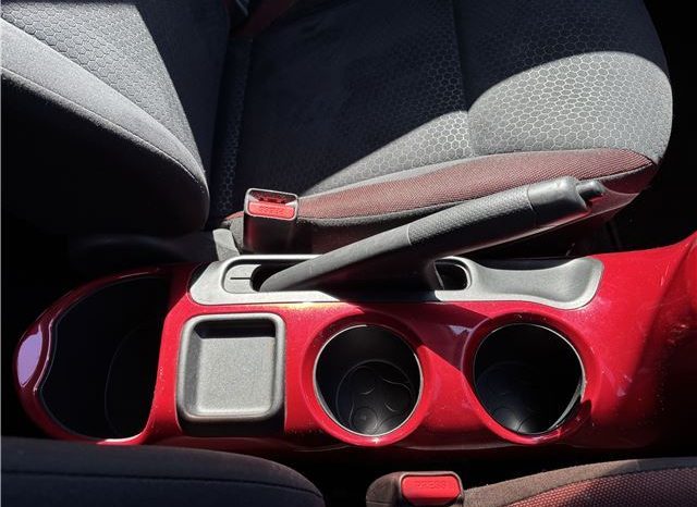 Nissan Juke 15RX 2010 full