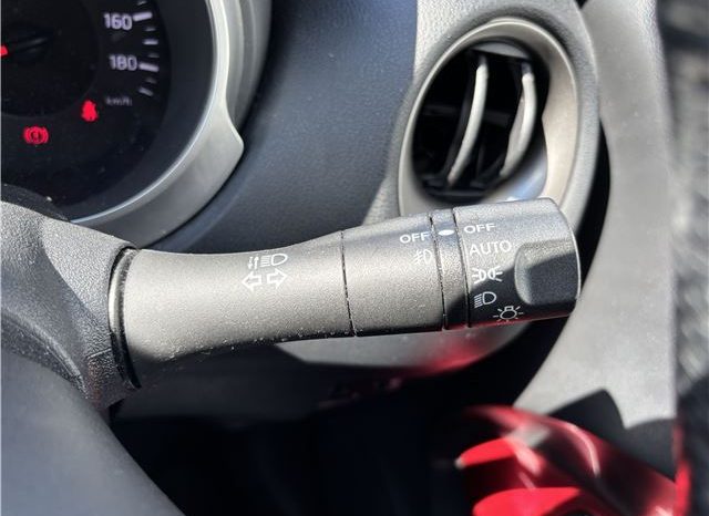 Nissan Juke 15RX 2010 full