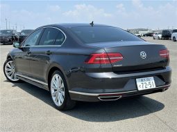 Volkswagen Passat TSI R Line 2019 full