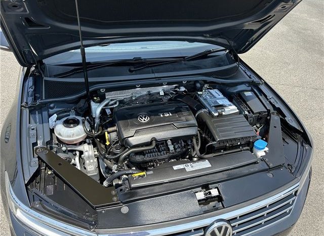 Volkswagen Passat TSI R Line 2019 full