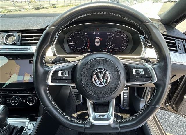 Volkswagen Passat TSI R Line 2019 full