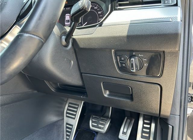 Volkswagen Passat TSI R Line 2019 full