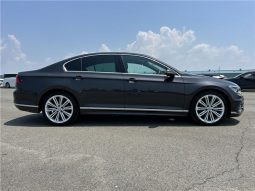 Volkswagen Passat TSI R Line 2019 full