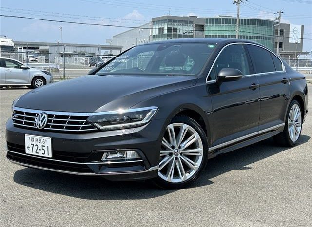 Volkswagen Passat TSI R Line 2019 full