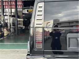 Hummer H-2 2011 full