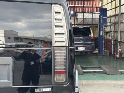 Hummer H-2 2011 full