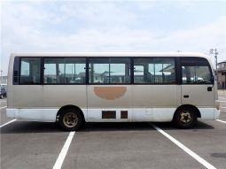 Nissan Civilian Bus Long 29-seater 2004 full