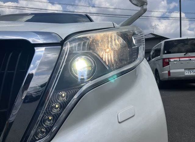 Toyota Land Cruiser Prado TX-L 2015 full