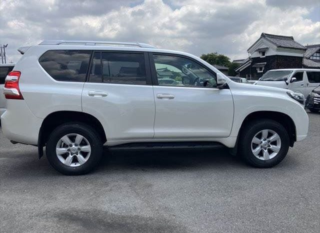 Toyota Land Cruiser Prado TX-L 2015 full