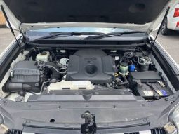 Toyota Land Cruiser Prado TX-L 2015 full