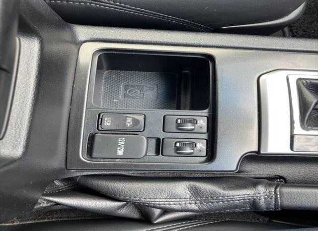 Toyota Land Cruiser Prado TX-L 2015 full