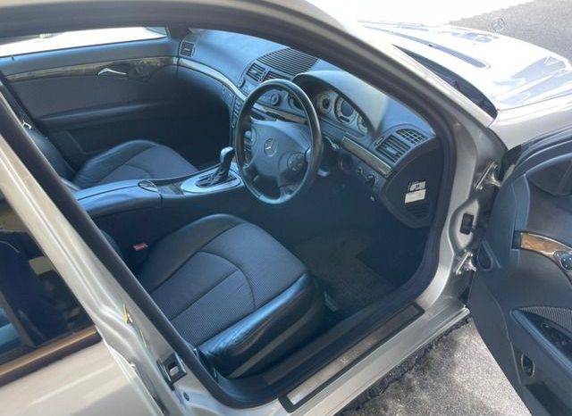 Mercedes Benz E-Class E320 Avant-garde 2004 full