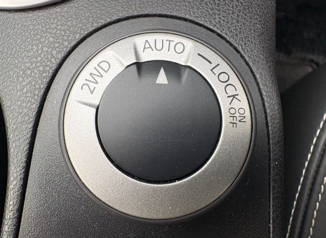 Nissan Dualis 2.0 20G FOUR Urban 2010 full