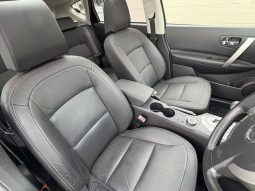 Nissan Dualis 2.0 20G FOUR Urban 2010 full